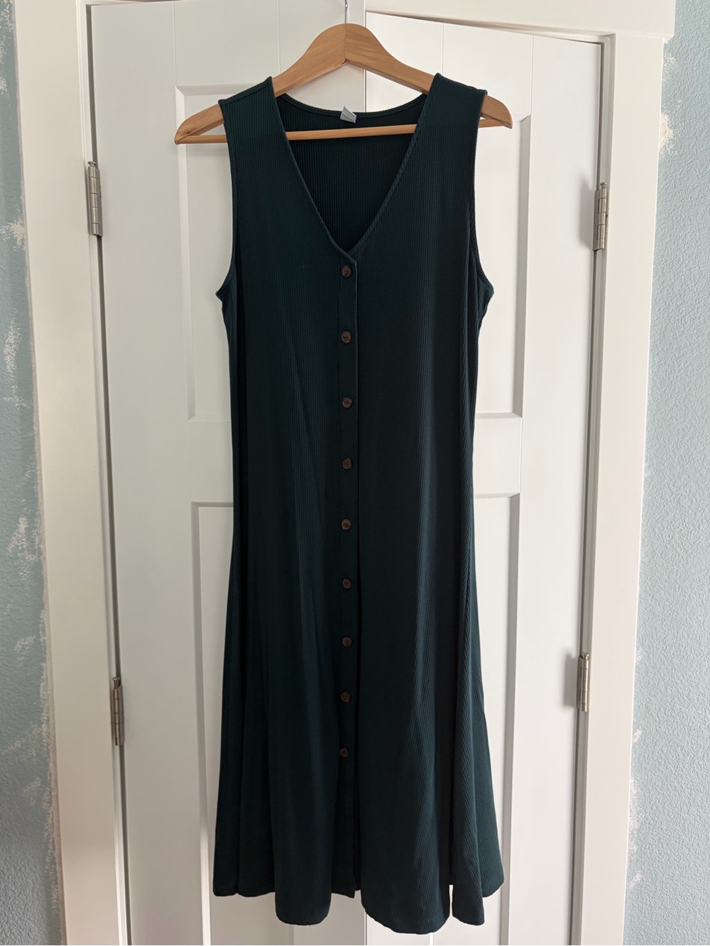 Old Navy Dark Green Sleeveless Button-Front Midi Dress